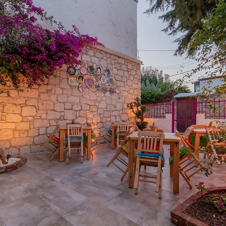 Das Hotel Alacati Δωμάτια σε οικογενειακή κατοικία Αλακάτι